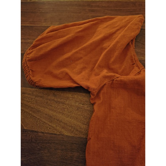 Melrose Market Medium Orange Cropped Peasant Blouse - Picture 3 of 7